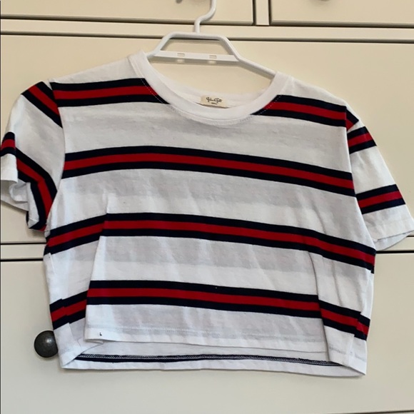 Brandy Melville crop top - Picture 1 of 2